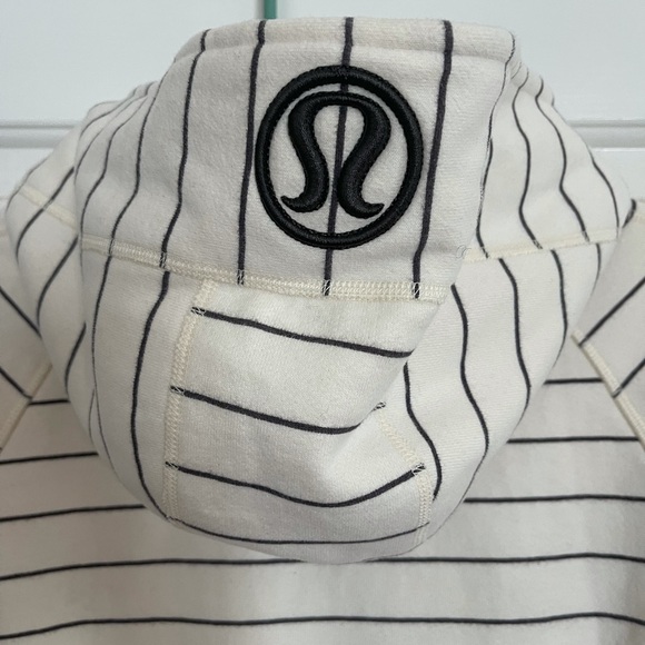 Lululwmon scuba hoodie - Picture 5 of 5